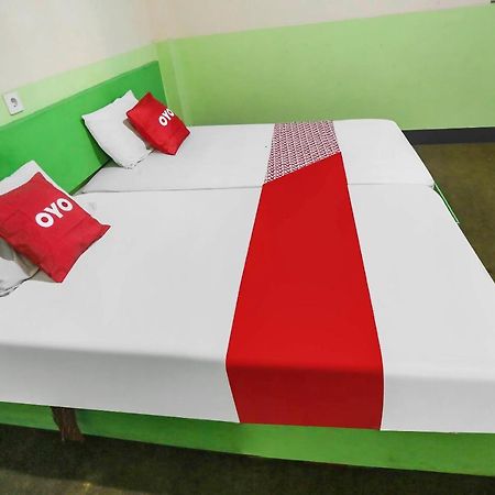 Oyo 90825 Hotel Lizha 2 사마린다 외부 사진