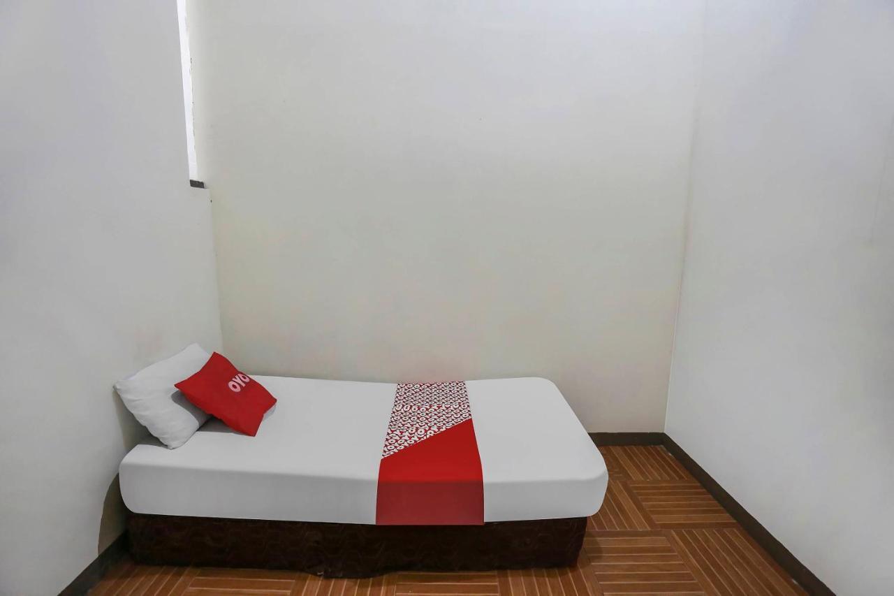 Oyo 90825 Hotel Lizha 2 사마린다 외부 사진