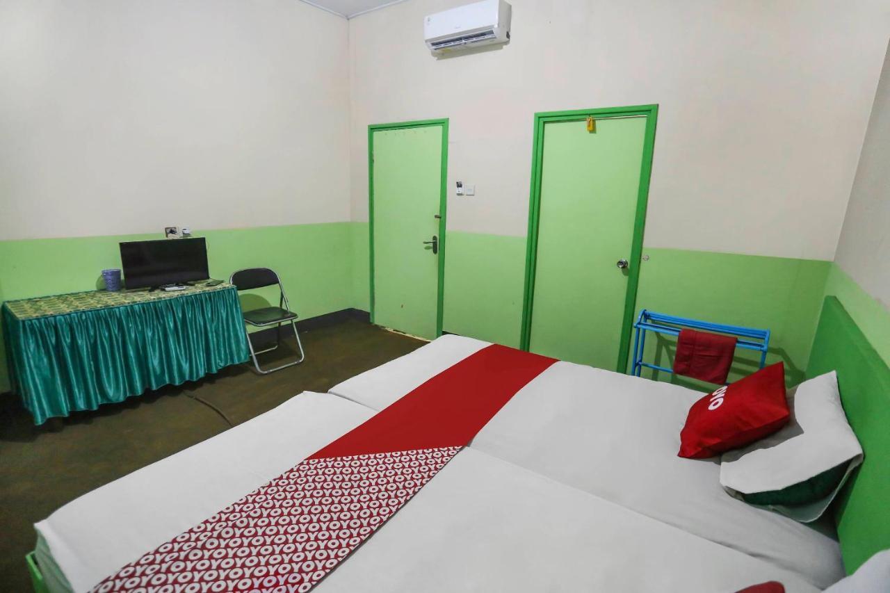 Oyo 90825 Hotel Lizha 2 사마린다 외부 사진